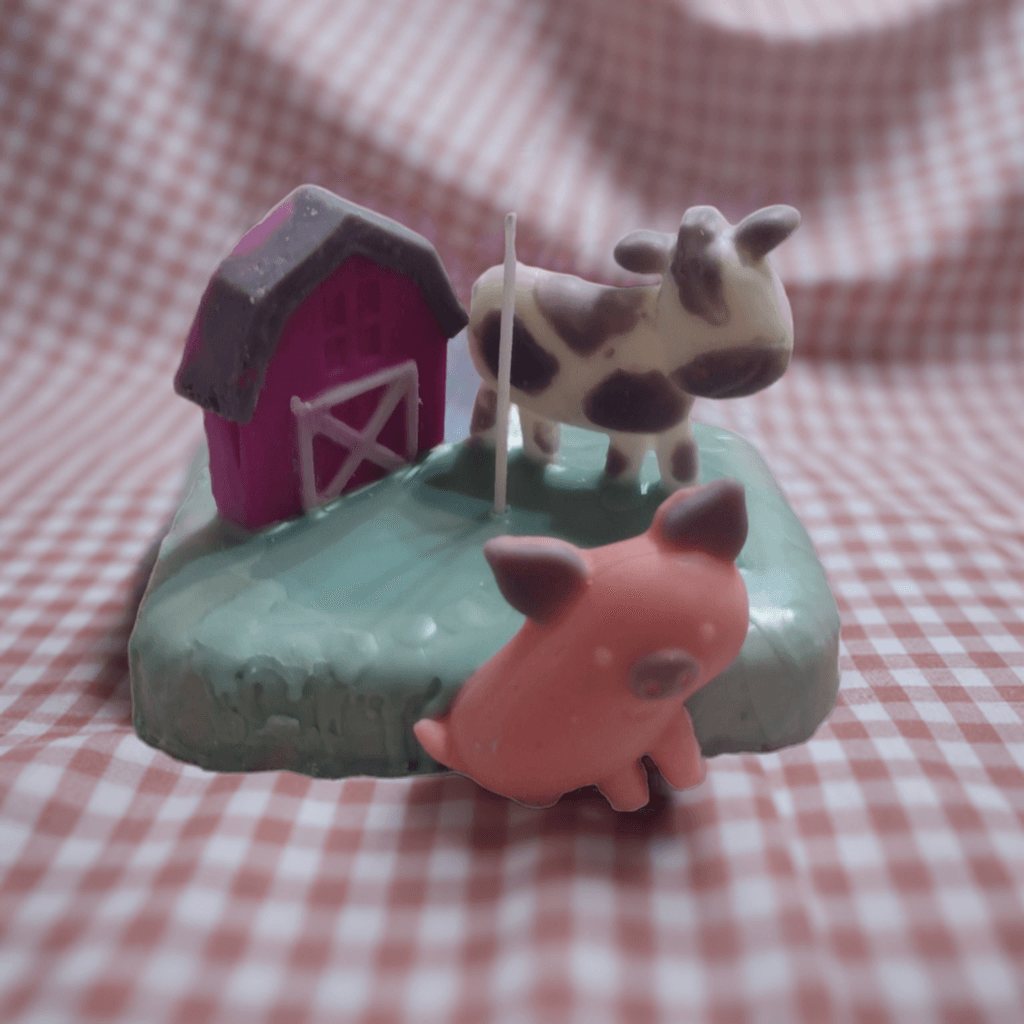 Countryside Cow & Pig Candle - Scent Fushion