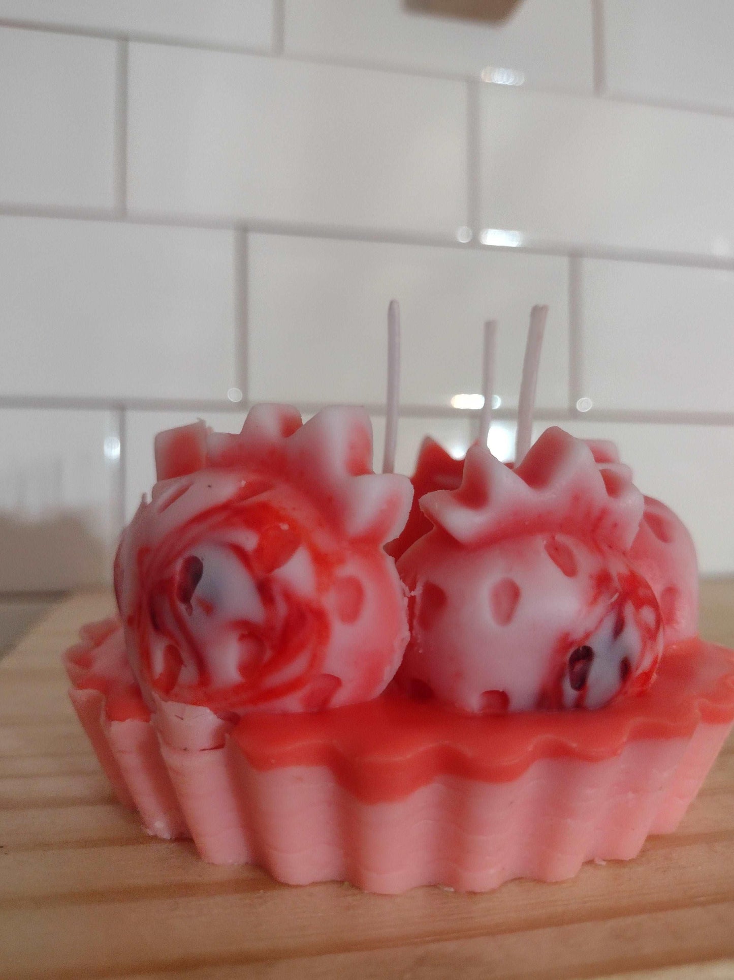 Sweet Slice Strawberry Candle - Scent Fushion
