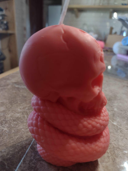 Sinister Snake Skull Candle - Scent Fushion