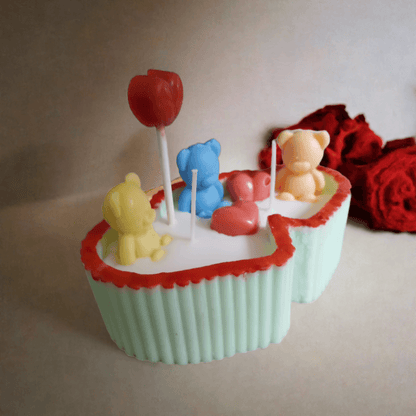 Three bears in Heart Tub Candle - Scent Fushion