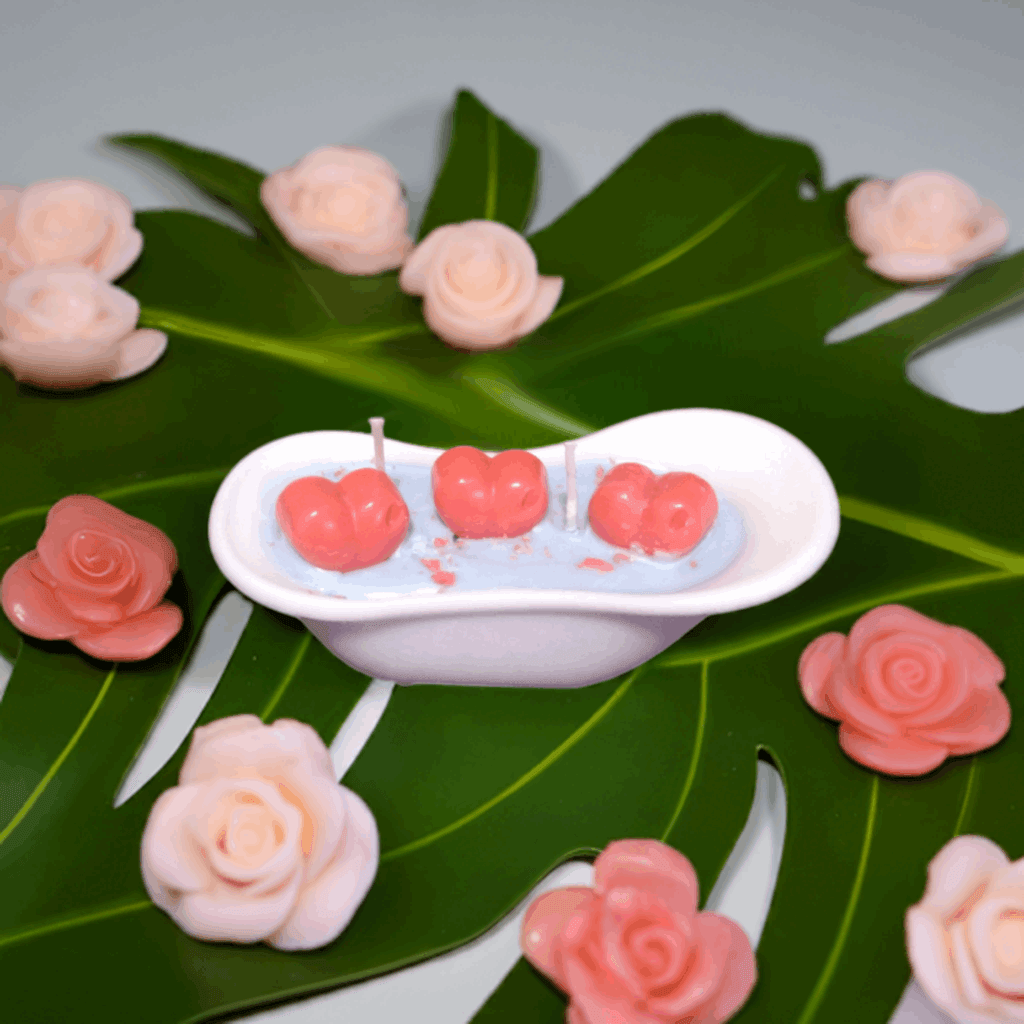 Bathing in Love Heart Candle - Scent Fushion