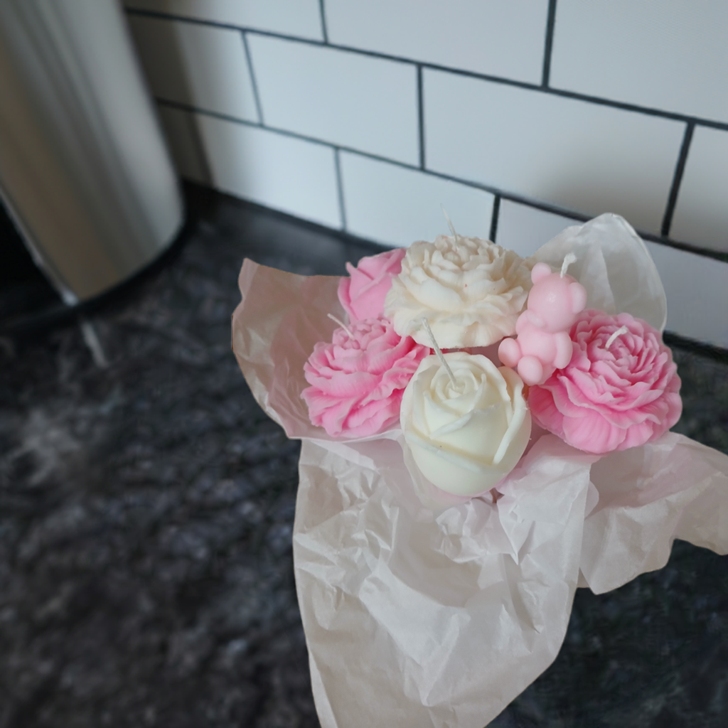 Scent Fushion Candles - Elegant Peony Flower Candles with Bear Design for Gifts