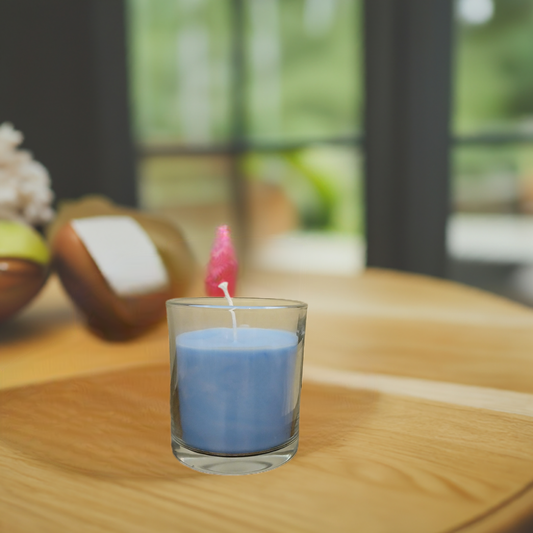 Nature-Inspired Freshness: Hand-poured soy candle with a clean, mountain-inspired scent that captures the fresh air and serene mornings of the Appalachian region.