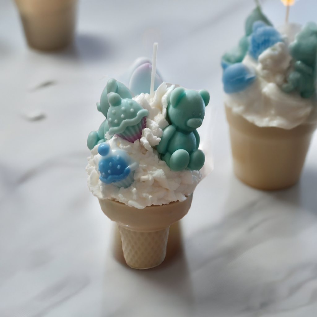 Whimsical Scent Fushion Candles Vanilla Bean Candle in Pastel Ice Cream Cupcake Design, 12 oz